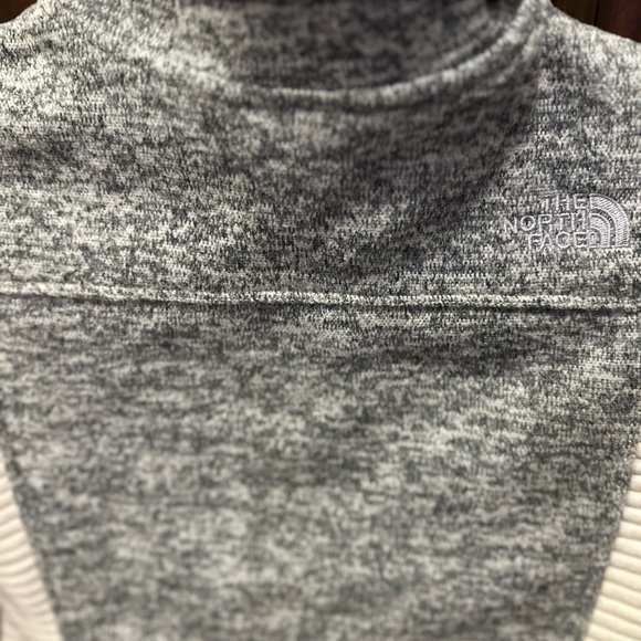 The North Face Women's Small Knit Fleece Jacket White Grey Marbled Full Zip - Picture 2 of 13